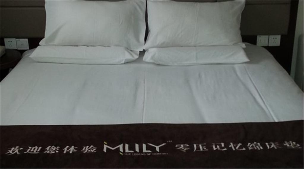 Ji Hotel Jing'An Temple Shanghai Bagian luar foto